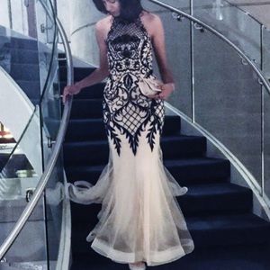 Nina Canacci Ivory & Black Prom / Evening Dress